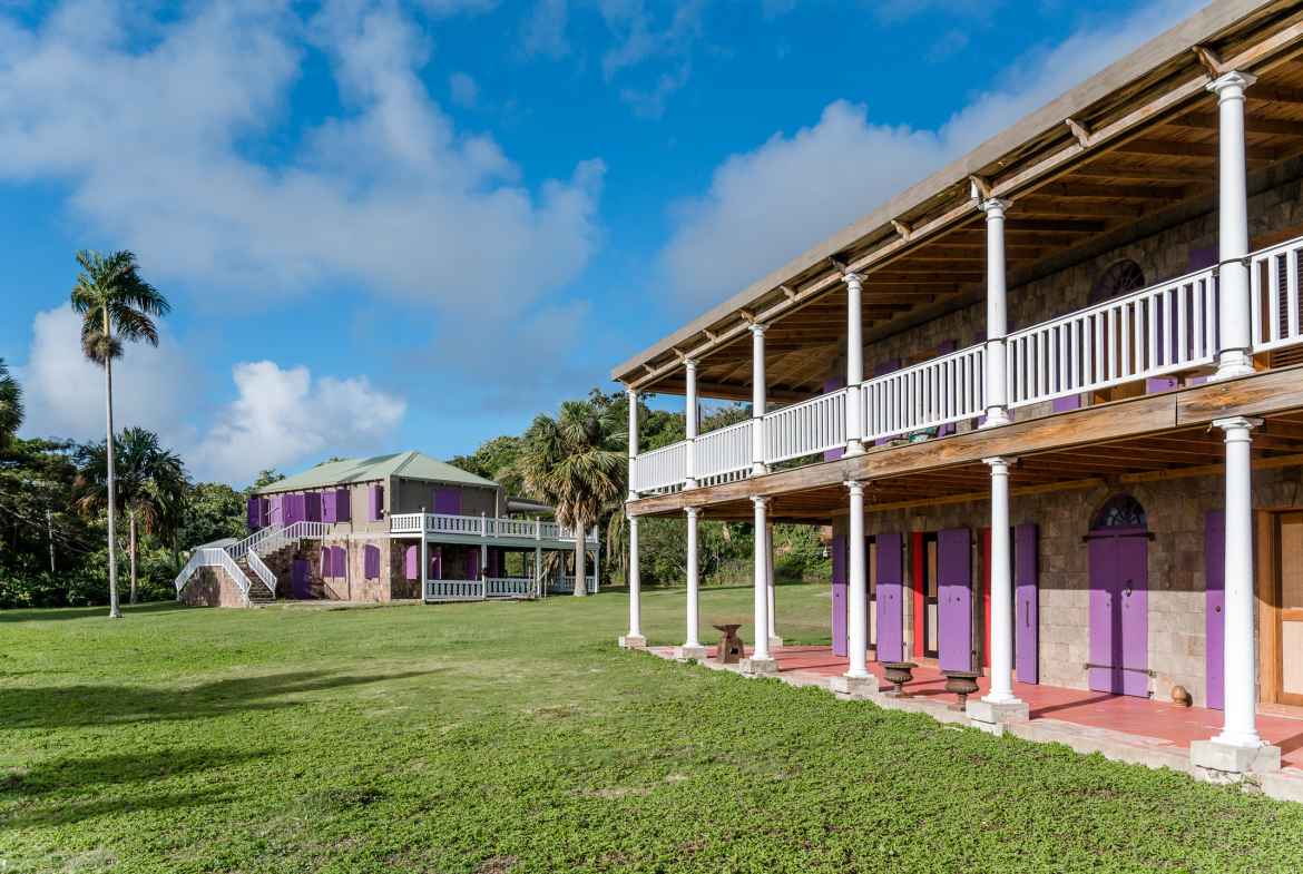 Pineapple Estate – 3.5 Acres