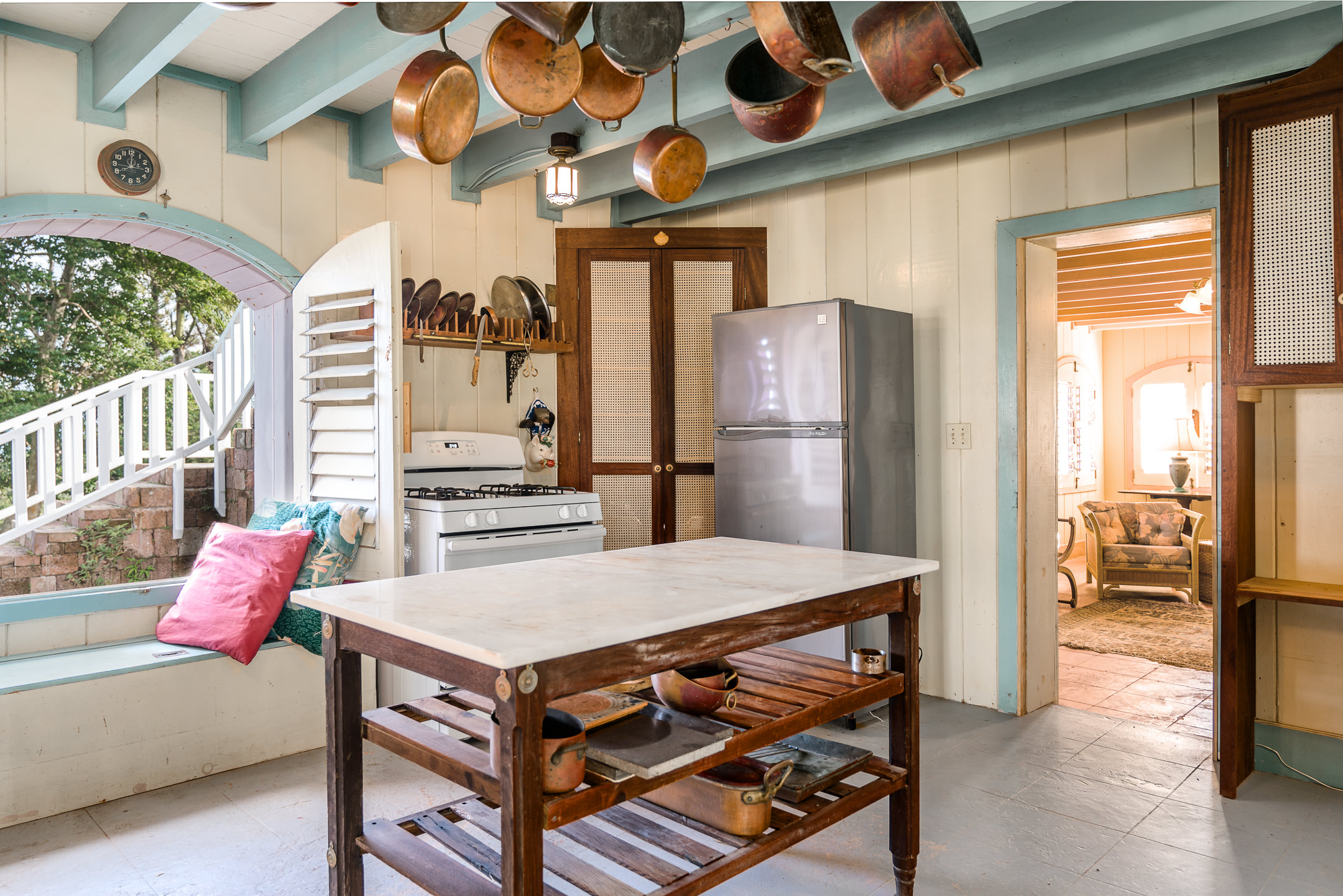 Pineapple Estate – 3.5 Acres