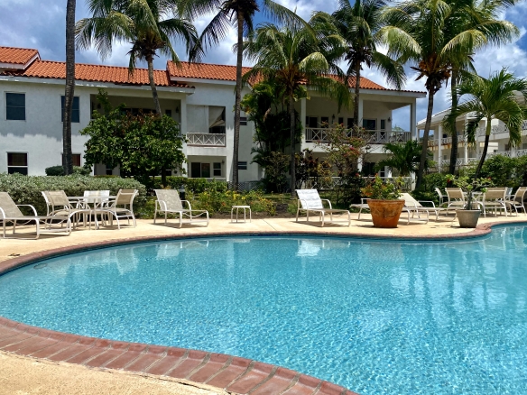 Leeward Cove – Garden Apartment