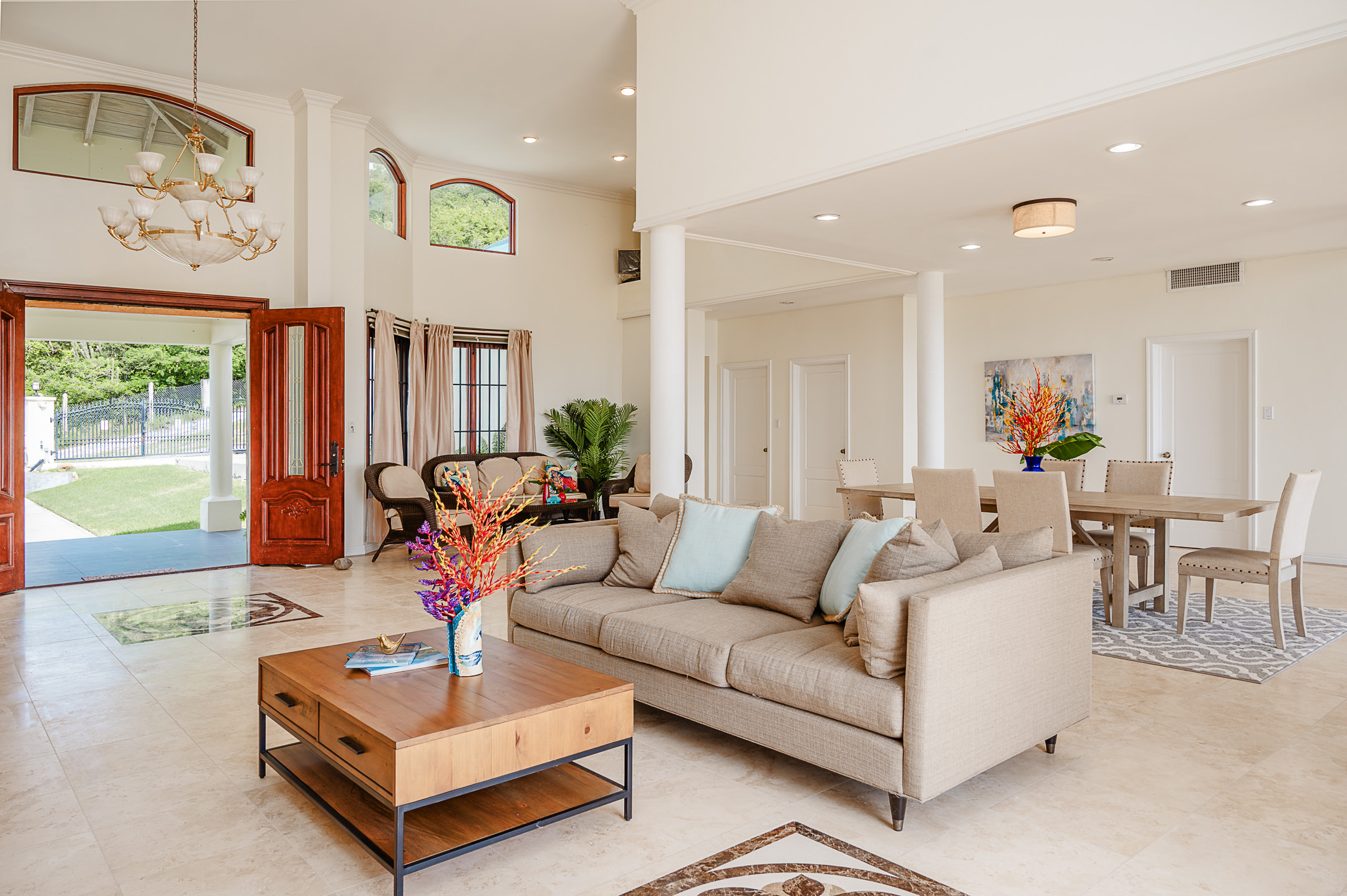 Stonewall Villa, Oualie Beach