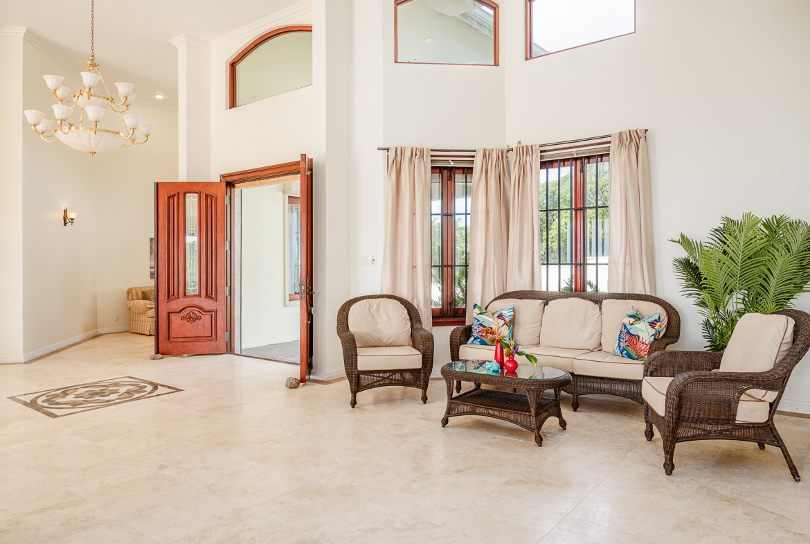 Stonewall Villa, Oualie Beach