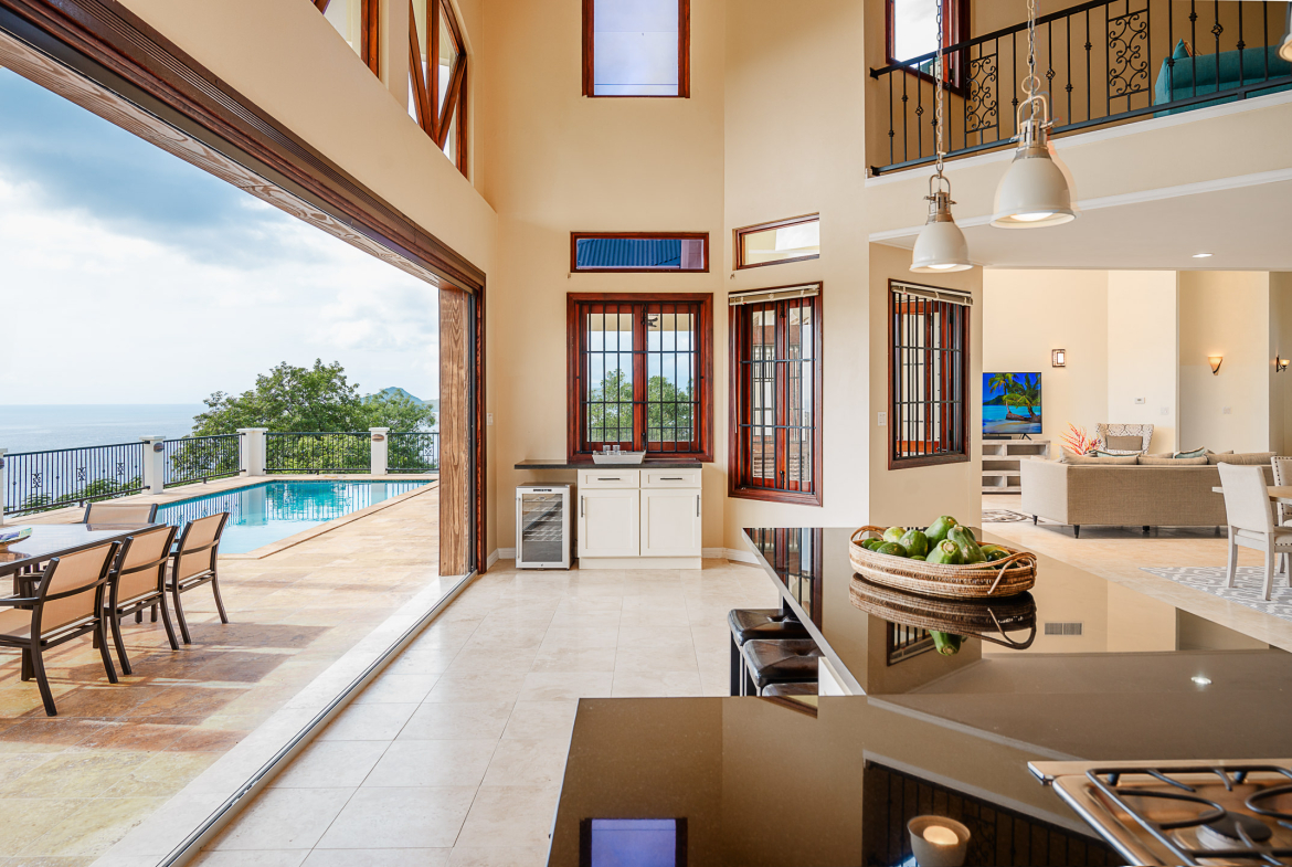 Stonewall Villa, Oualie Beach