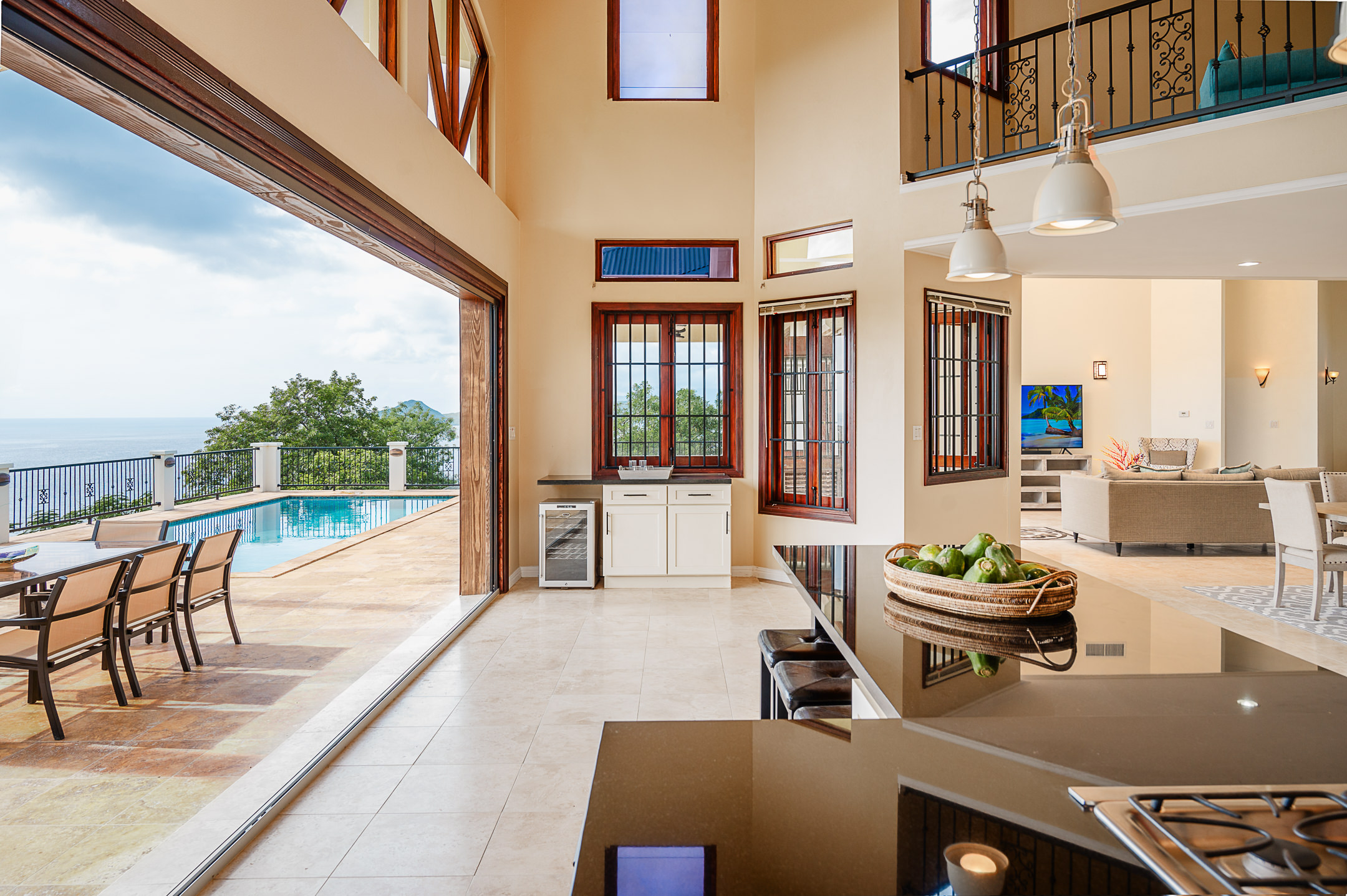 Stonewall Villa, Oualie Beach
