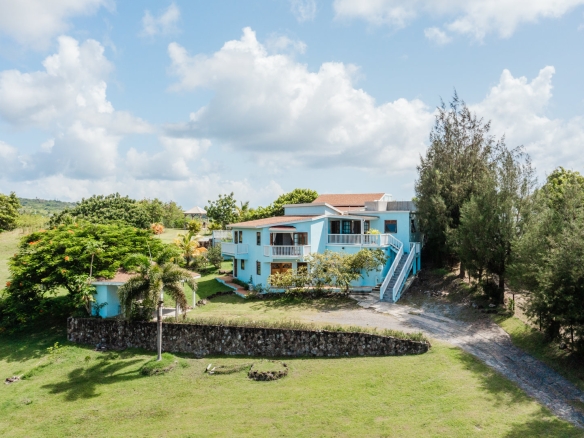 Blue Breeze – 0.85 Acre