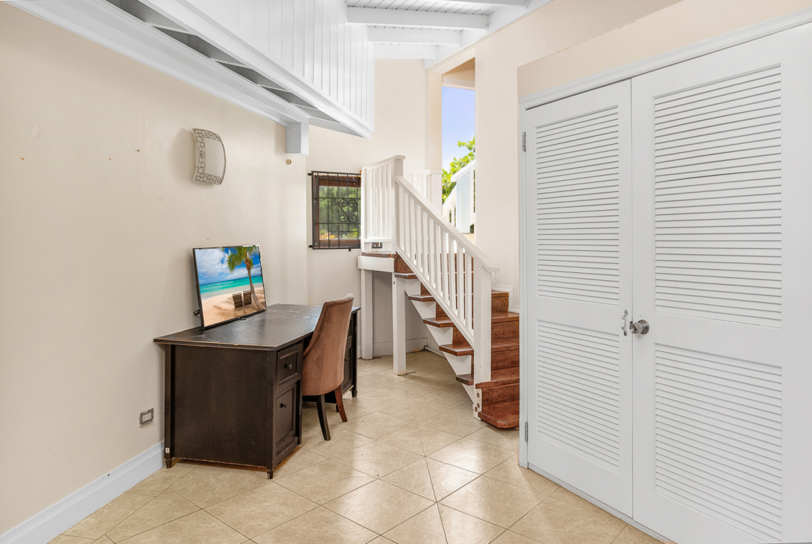 Blue Breeze – 0.85 Acre