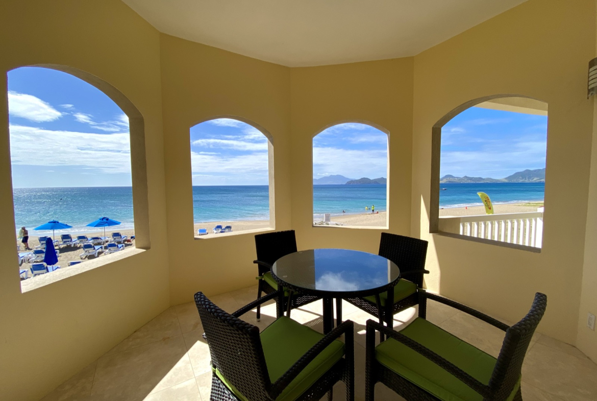7A The Hamilton – Beachfront Townhouse