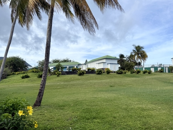 Willett’s Great House – 2.5 Acres