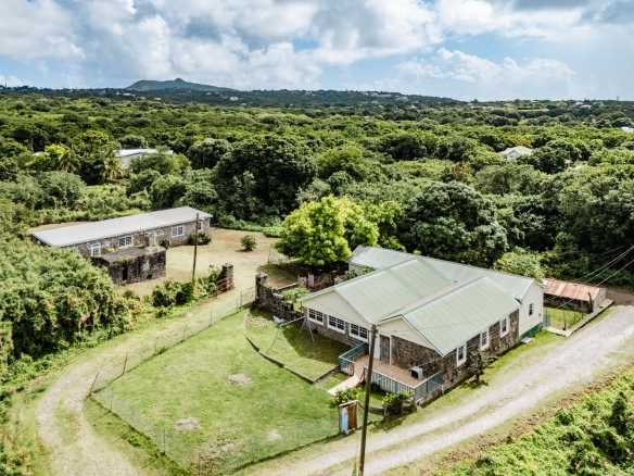 Stoney Grove Estate – 4.5 Acres