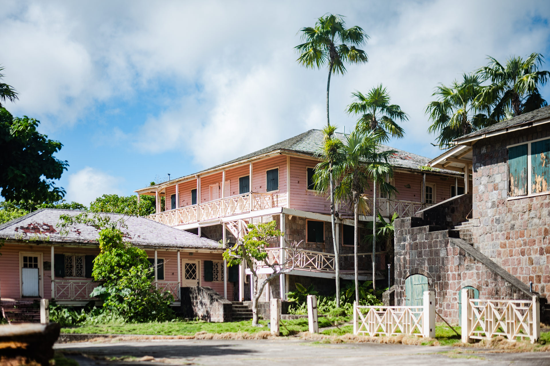 The Old Manor Hotel Estate – 10.2 Acres