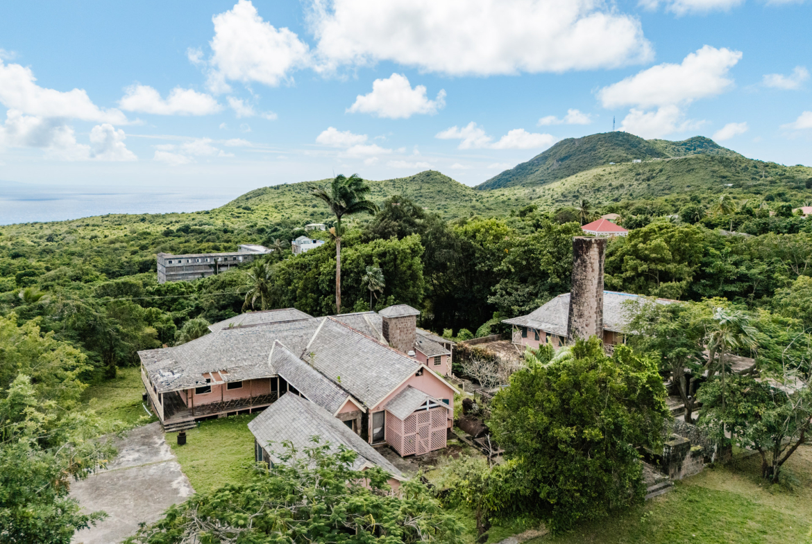 The Old Manor Hotel Estate – 10.2 Acres