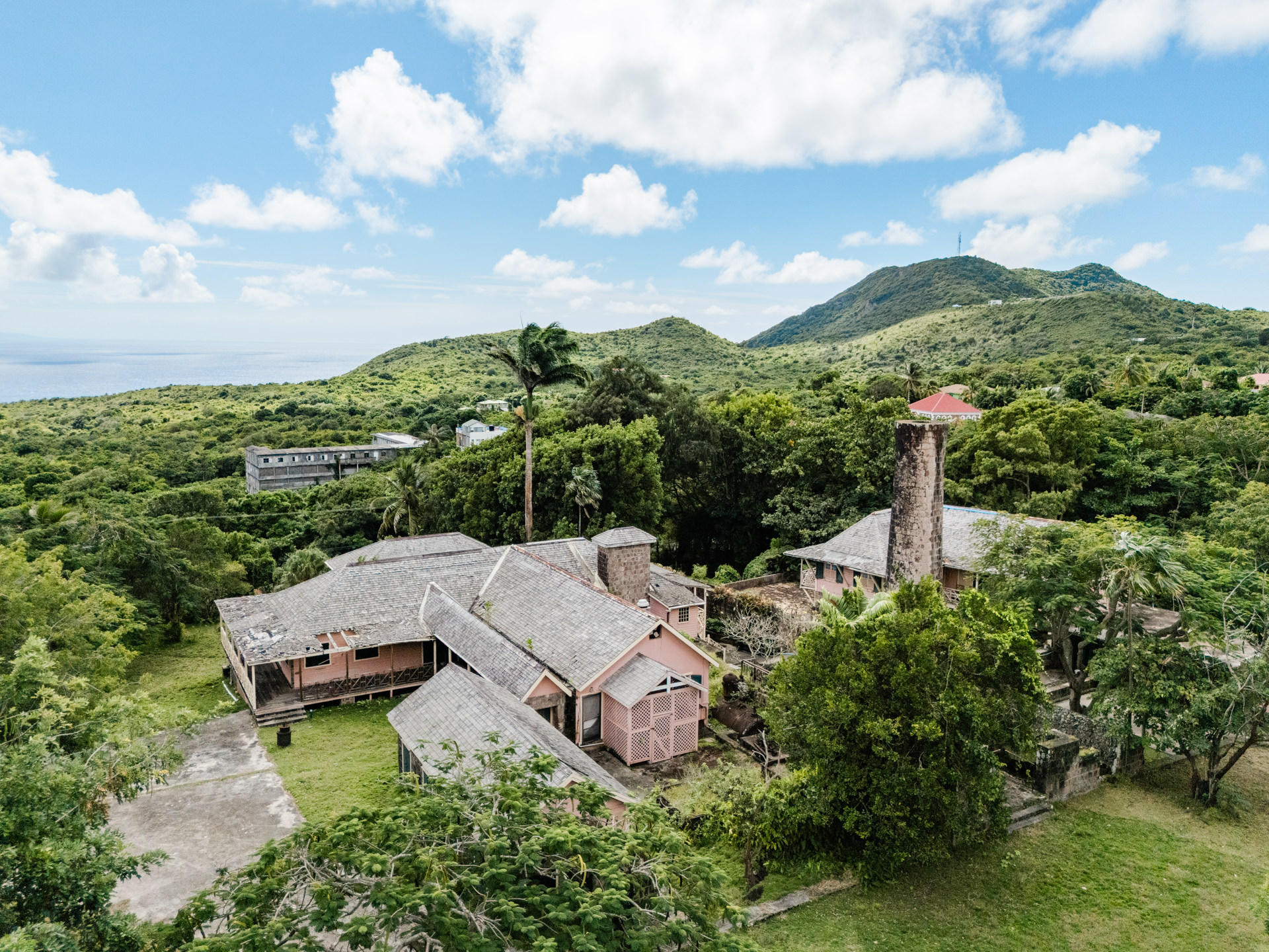 The Old Manor Hotel Estate – 10.2 Acres