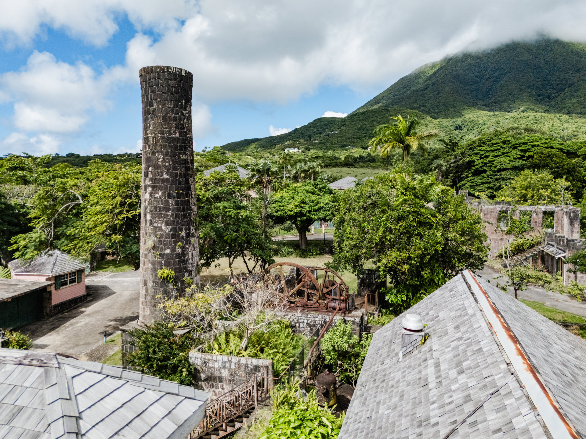 The Old Manor Hotel Estate – 10.2 Acres