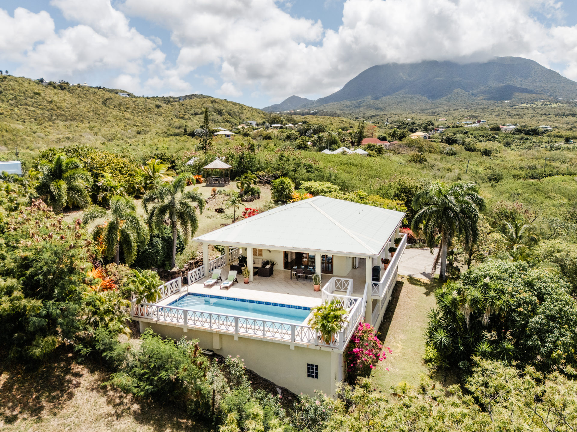 default Too Much Nice – 1.4 Acres